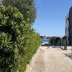 In With Seaview, Terrace, Air Condition, Wifi Sukošan