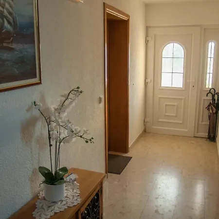 Lägenhet In With Seaview, Terrace, Air Condition, Wifi *