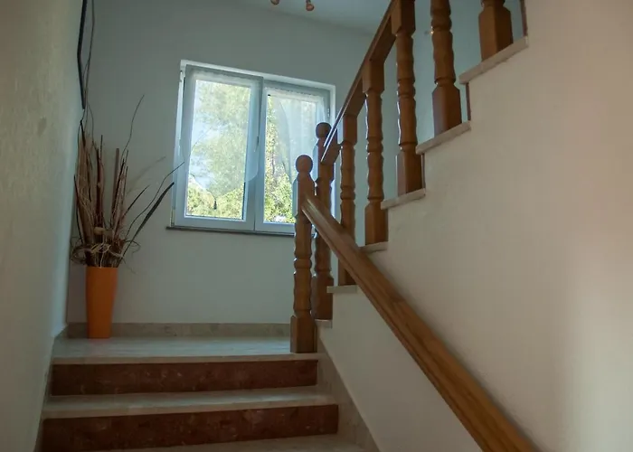 In With Seaview, Terrace, Air Condition, Wifi