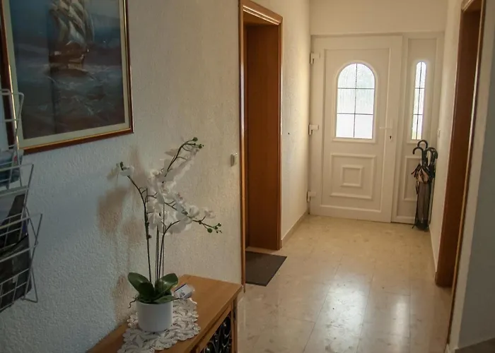 Appartement In With Seaview, Terrace, Air Condition, Wifi *