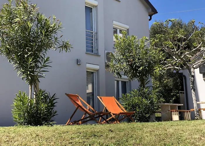 Appartement In With Seaview, Terrace, Air Condition, Wifi *