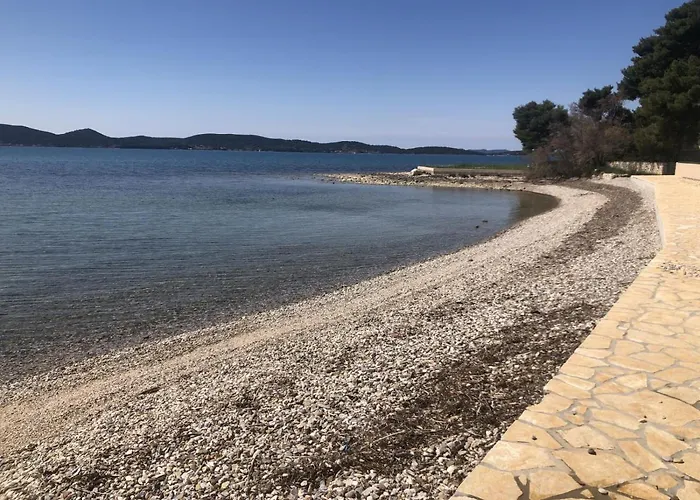 In With Seaview, Terrace, Air Condition, Wifi * Sukošan